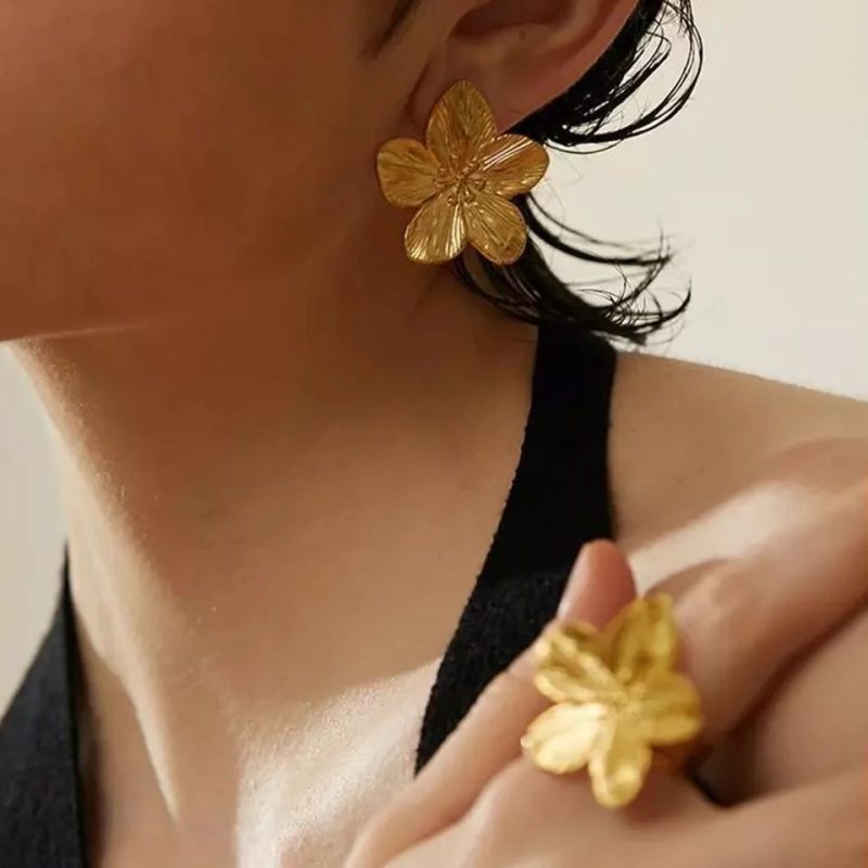 Elegant Stainless Steel Big Bloom Flower Rings For Women Gold Color New Style Open Rings Finger Jewelry Wedding Her Gift Punk - Image 3