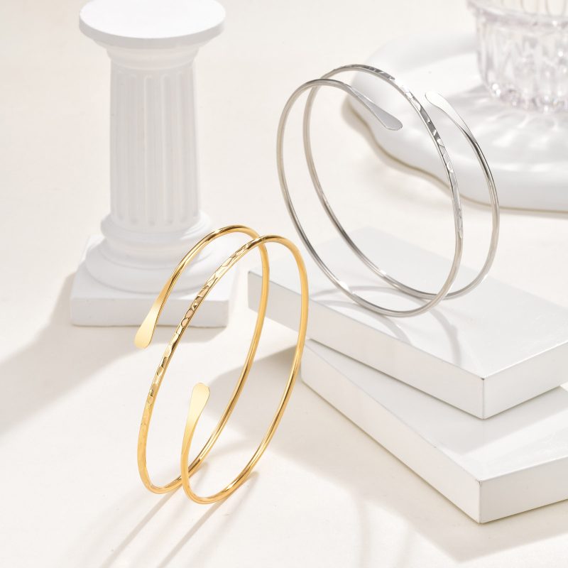 Upper Arm Cuff Bracelet for Women, Minimalist Gold Plated Armband Statement Party Armlets Jewelry - Image 3