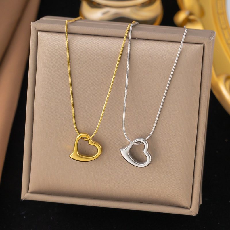 Stainless Steel Hollow Love Heart Pendant Snake Chain Necklace For Women Gold Color Clavicle Chain Non-fading Jewelry Gifts New
