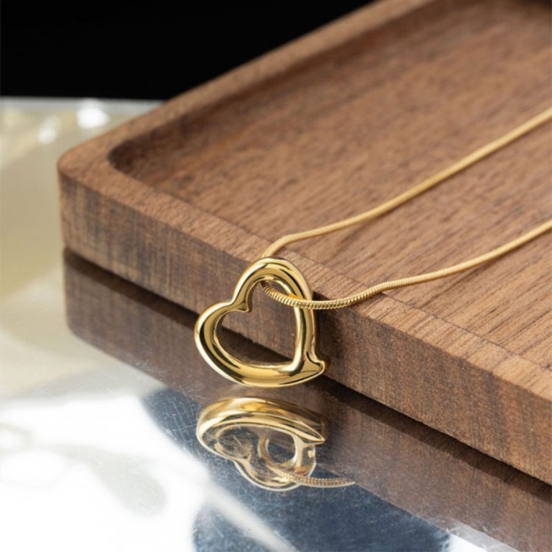 Stainless Steel Hollow Love Heart Pendant Snake Chain Necklace For Women Gold Color Clavicle Chain Non-fading Jewelry Gifts New - Image 5