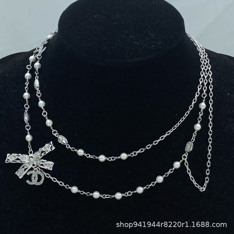 Double Letter Pearl Diamond Sweater Chain, Small Fragrant Temperament Versatile Necklace, High-end Long Necklace Women - Image 8