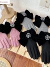 Women Winter Gloves Luxury Cashmere Black Grey Pink Gloves Big Bowknot Beads Rose Flower Touch Screen Female Gift
