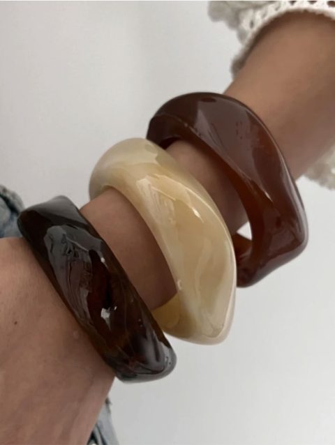 KMVEXO Vintage Punk Brown Coffee Thick Resin Acrylic Bangles Geometric Irregular Wide Cuff Bangle Bracelet For Women Men Jewelry