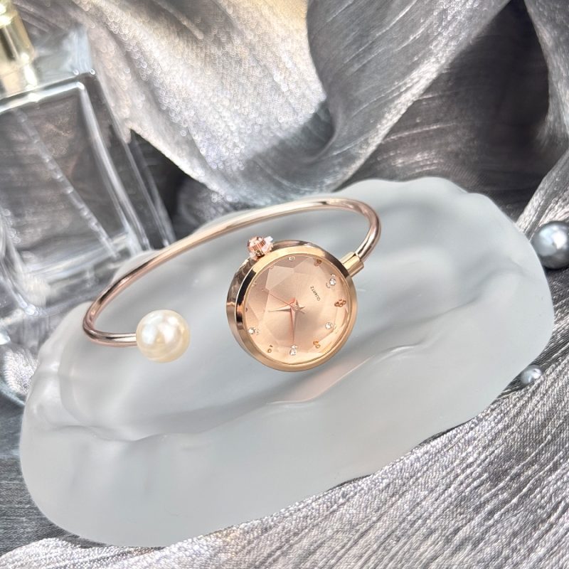 Women's Slim little bracelet 1 large pearl diamond cut glass rhinestone dial Minimalist quartz watch Bracelet Watch - Image 6