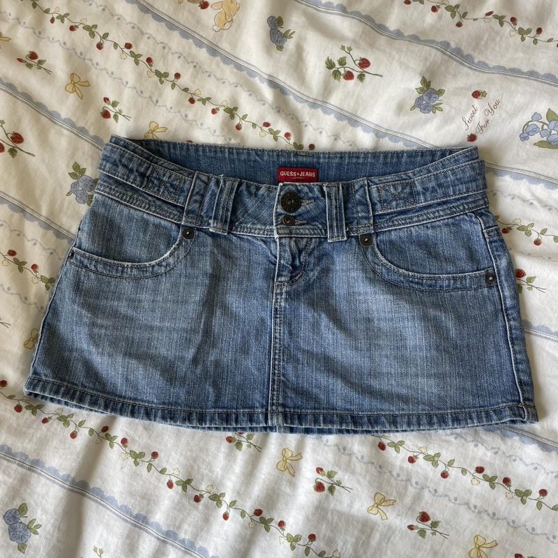 Y2K New Fashion Black Shorts Harajuku Hip Hop Punk Rivet Jean Skirt Mid Rise Loose Denim Shorts Gothic Womens Summer Clothing - Image 3