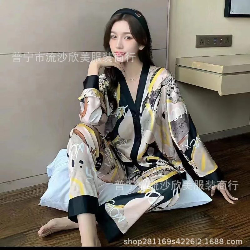 Autumn New Women's Long-sleeved Pants Cardigan Simulation Silk Loose Lapel Women's Homewear Pajamas Set Women's Ice Silk Pajamas - Image 5