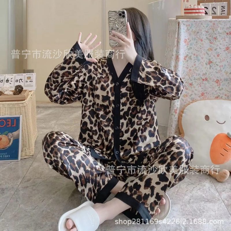 Autumn New Women's Long-sleeved Pants Cardigan Simulation Silk Loose Lapel Women's Homewear Pajamas Set Women's Ice Silk Pajamas - Image 11