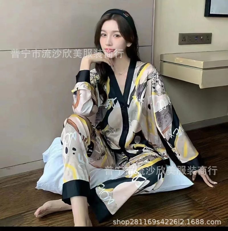 Autumn New Women's Long-sleeved Pants Cardigan Simulation Silk Loose Lapel Women's Homewear Pajamas Set Women's Ice Silk Pajamas - Image 22
