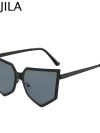 Oversized Sexy Cat Eye Sunglasses Women Big Frame 2025 Luxury Vintage Windproof Sun Glasses For Lady Metal Shades Shield Eyewear
