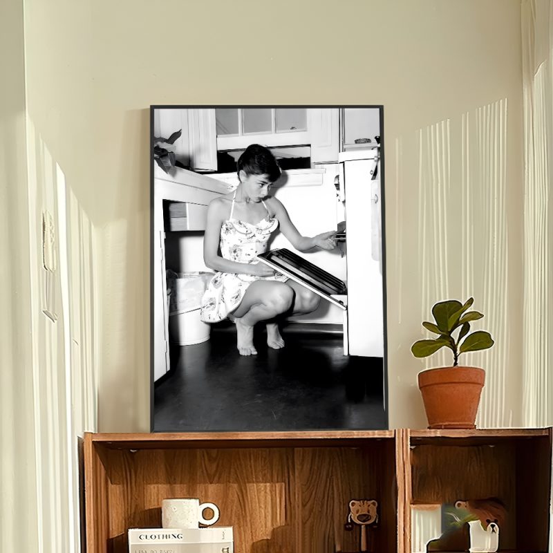 Black And White Audrey H-Hepburn Classic Photos Self-adhesive Art Poster Whitepaper Prints Posters Aesthetic Art Wall Painting - Image 16