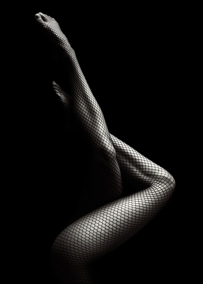 Fashion Black and White Sexy Woman HD Photography Poster Canvas Paintings Wall Art Pictures for Living Room Home Decor Frameless - Image 7