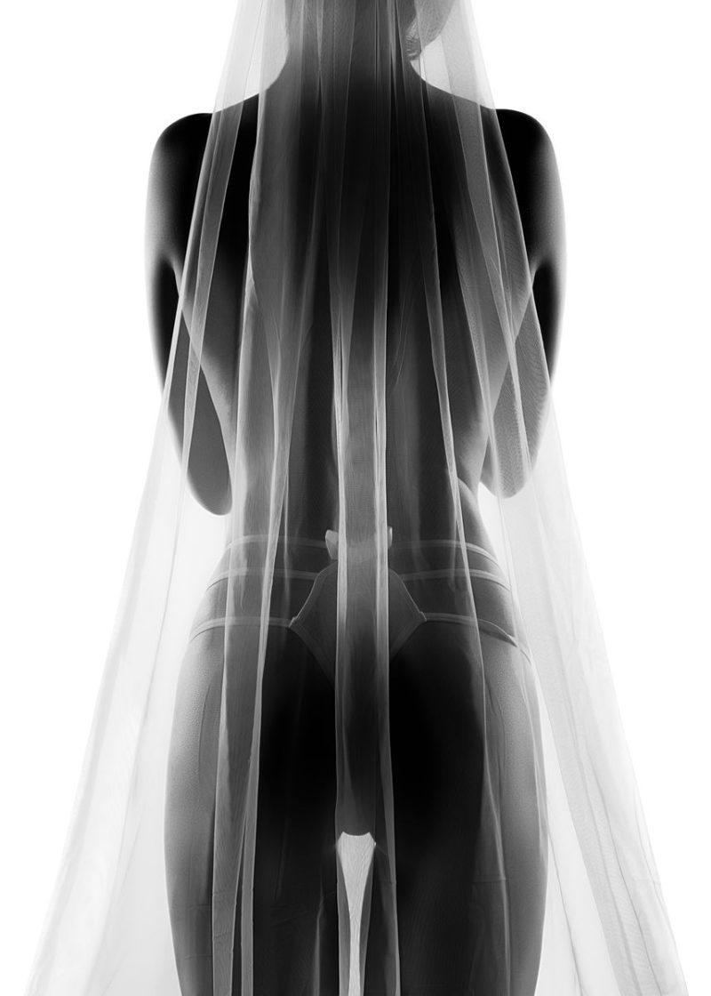 Fashion Black and White Sexy Woman HD Photography Poster Canvas Paintings Wall Art Pictures for Living Room Home Decor Frameless - Image 11