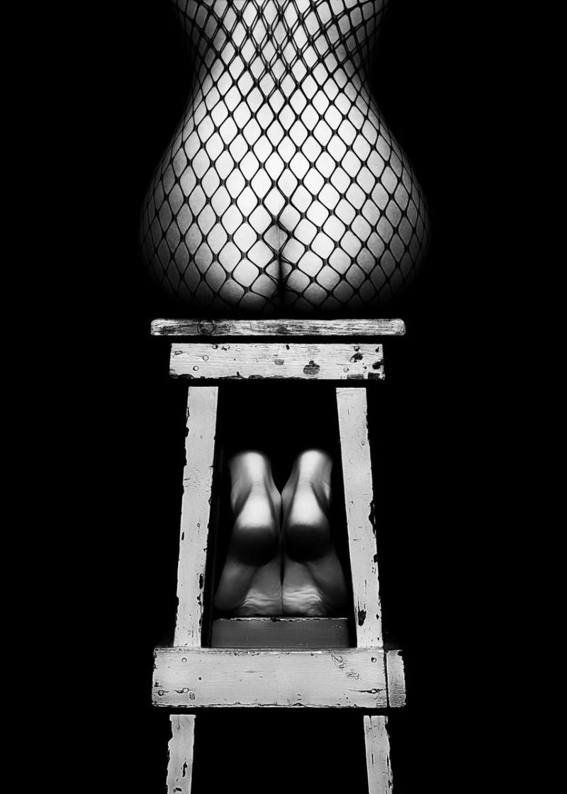 Fashion Black and White Sexy Woman HD Photography Poster Canvas Paintings Wall Art Pictures for Living Room Home Decor Frameless - Image 12