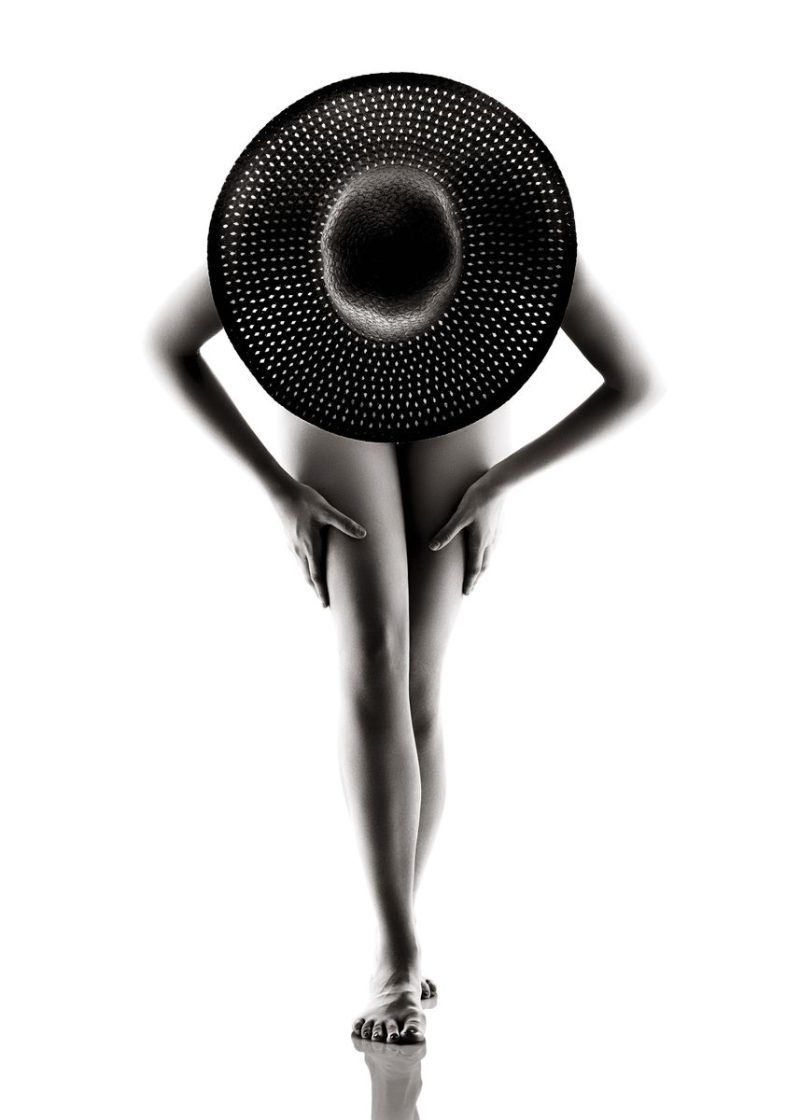 Fashion Black and White Sexy Woman HD Photography Poster Canvas Paintings Wall Art Pictures for Living Room Home Decor Frameless - Image 14