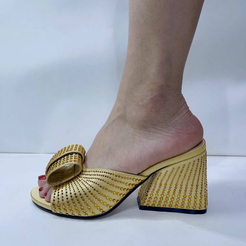 2024 New Arrival Specially Designed Black African Women's Round Toe High Heels Suitable for Wedding Party - Image 3